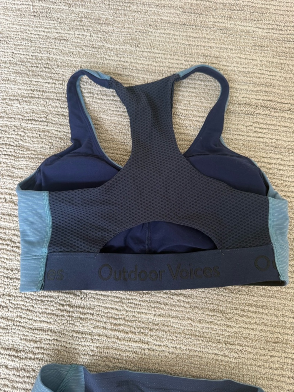 Outdoor Voices Light Blue Racerback Sports Bra & Leggings Set - XS - Picture 2 of 4